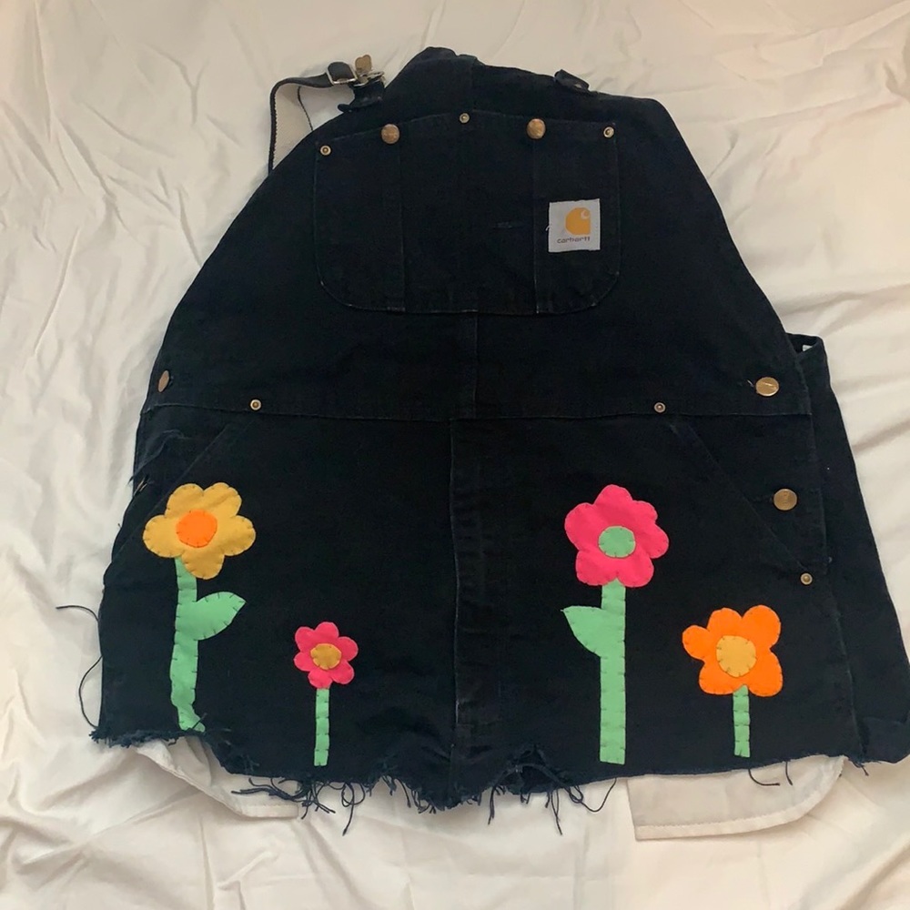 Cute flower overalls carhartt !